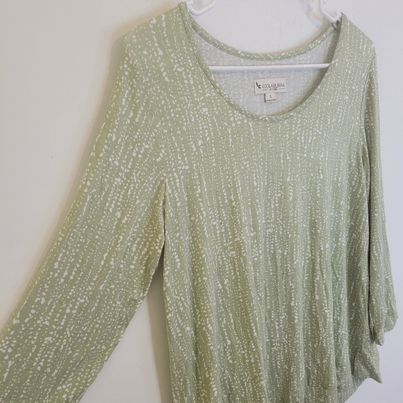 Koolaburra by UGG Green and White Rayon 3/4 Sleeve Top Small - Picture 8 of 12